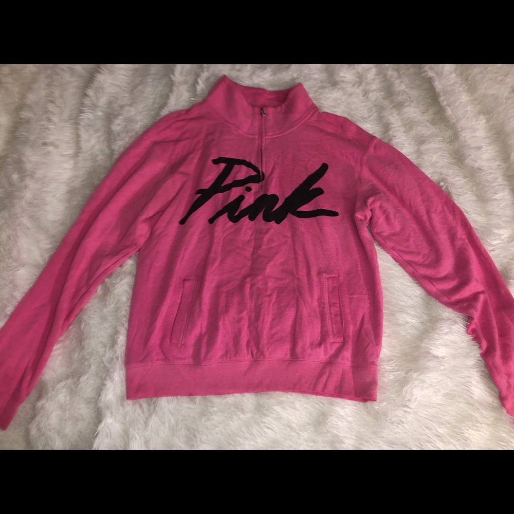 Your Classic PINK half zip jacket ‼️